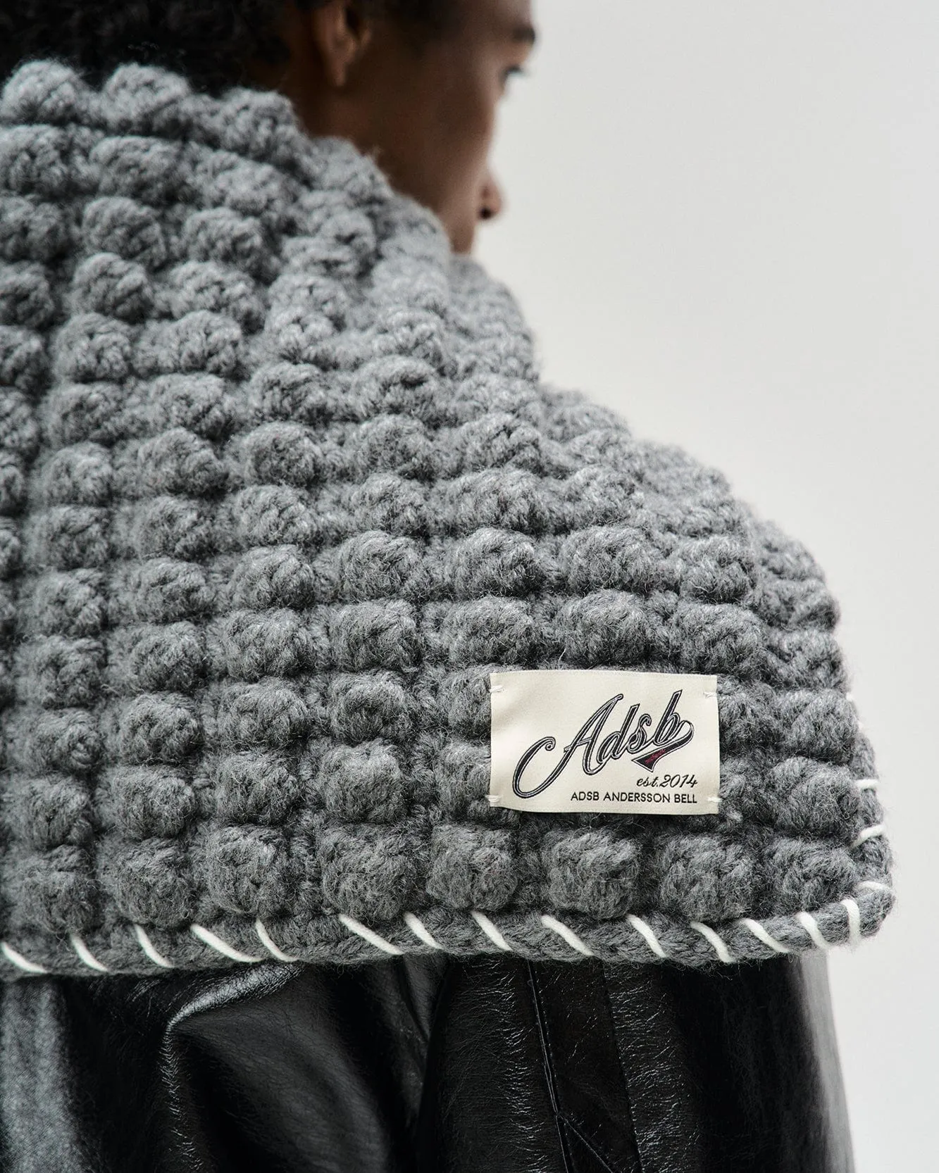 CHUNKY WOOL-BLEND HAND KNITTED SCARF aaa428u(GREY)