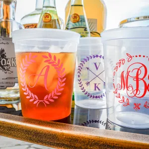 Custom Monogram with Wreath Plastic Stadium Cups