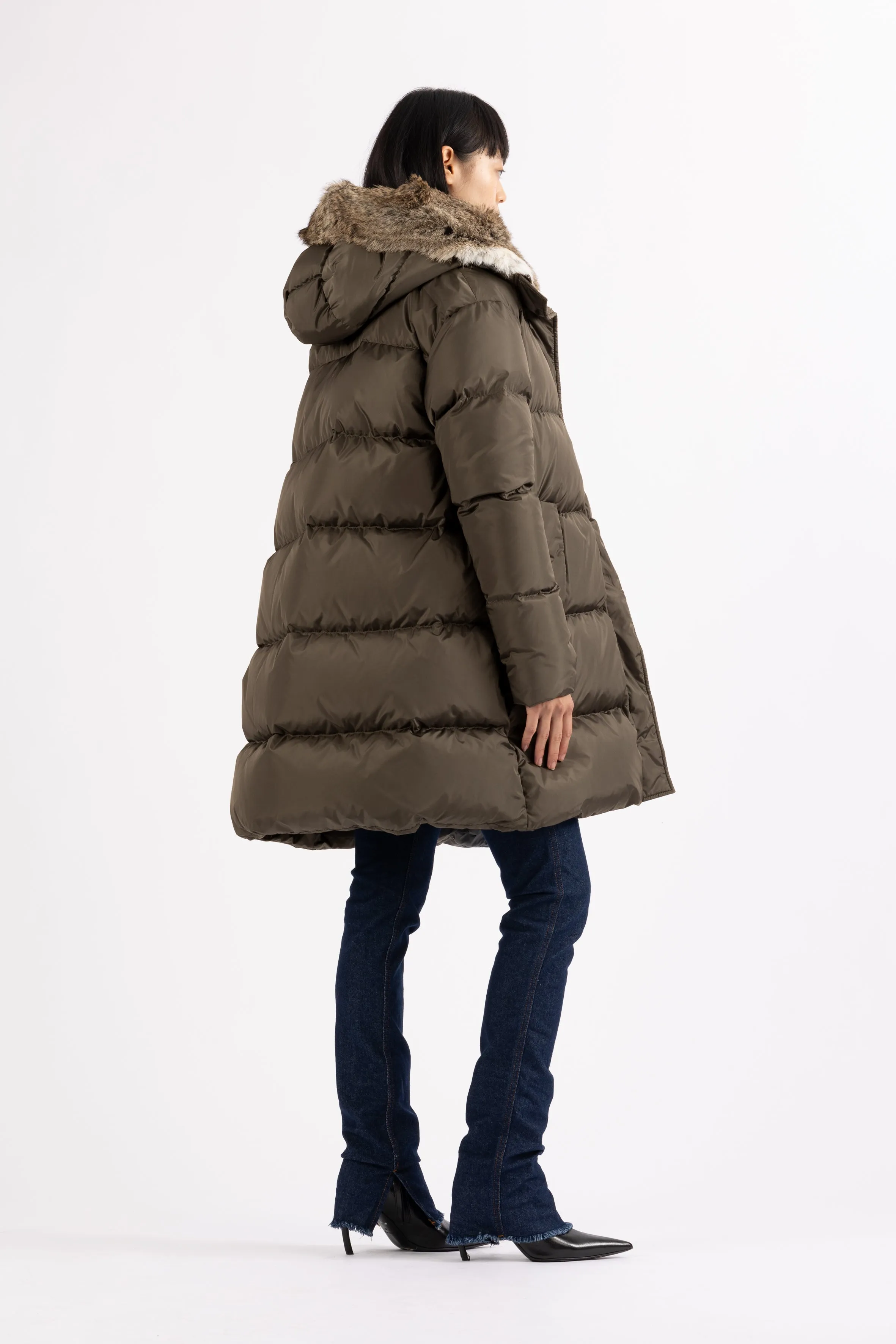 DOWN COAT NEV
